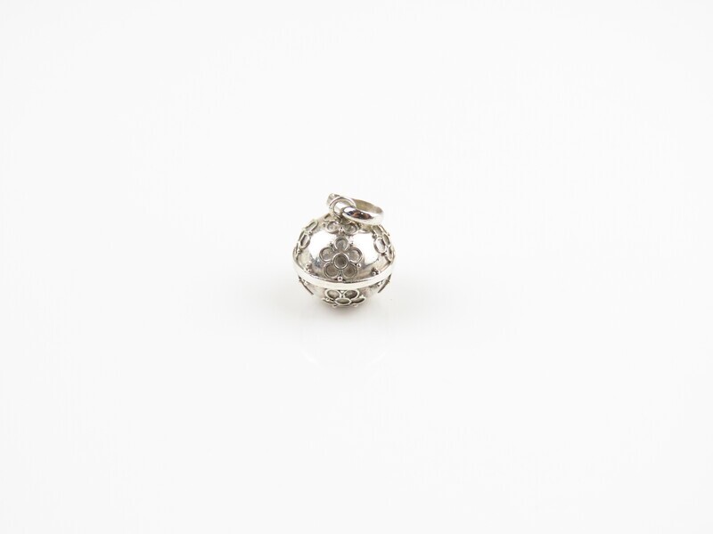 Sterling Silver, Flower Pattern, Chime Ball Pendant CH-462