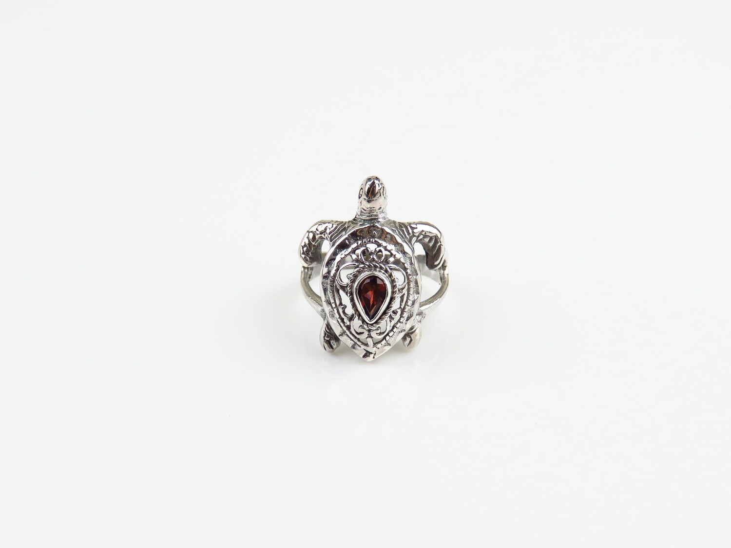 Sterling Silver, Garnet Gemstone, Turtle Design Ring RI-1182