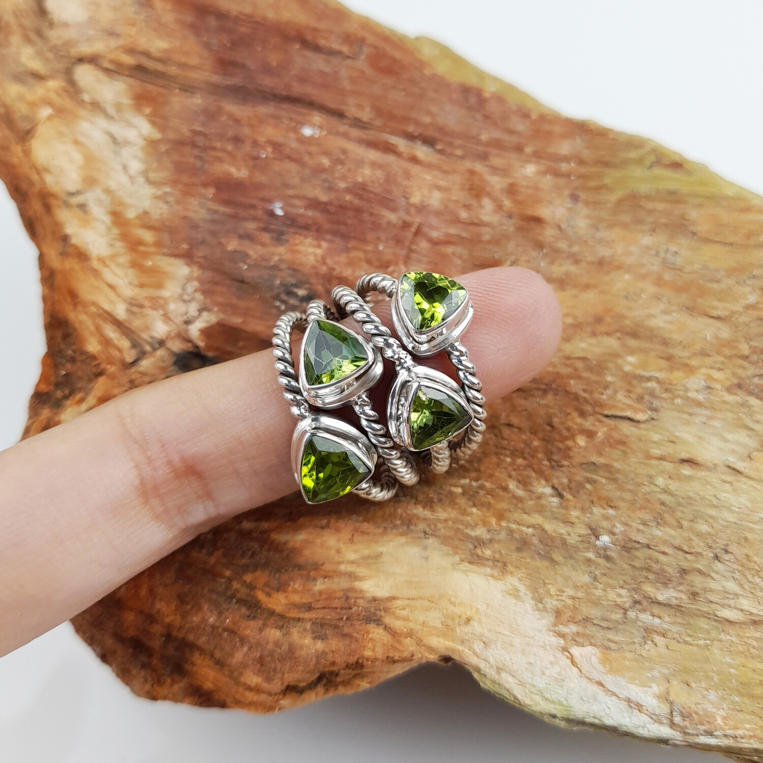 Sterling Silver, Peridot Gemstone, Wrap Around Ring - Size 5 R_1099