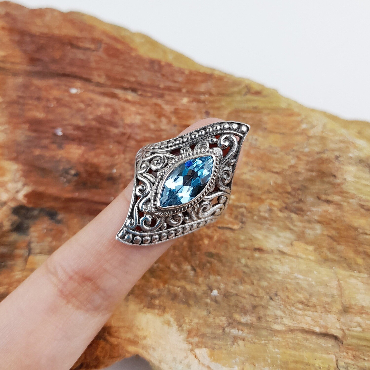 Sterling Silver, Blue Topaz, Gemstone Ring R_1100