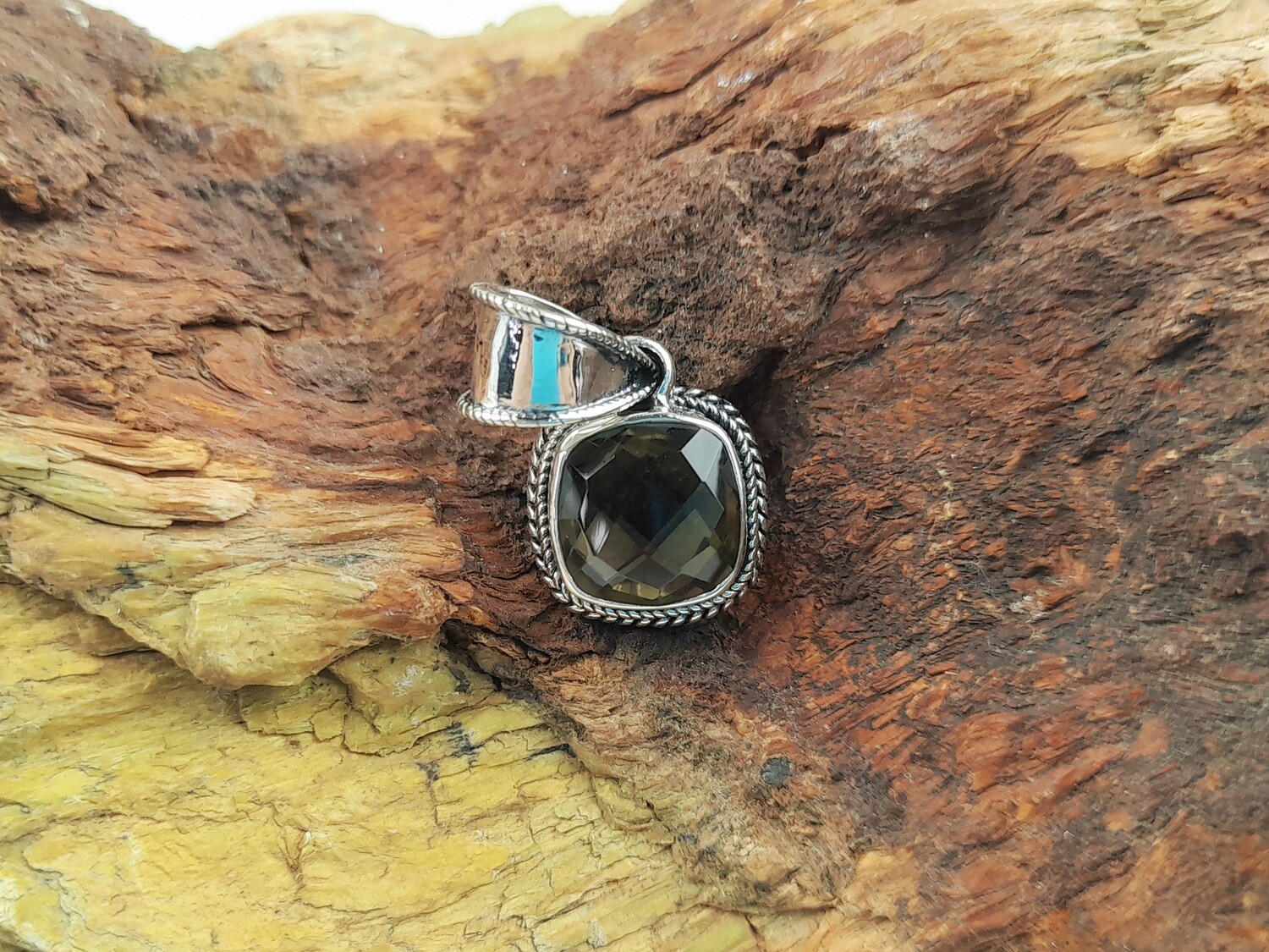 Sterling silver, Smokey quartz, Small design pendant GP_978