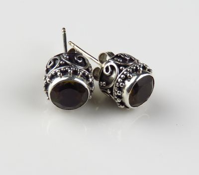 Sterling Silver Champagne Quartz Gemstone Earring BERG-546J