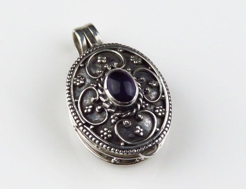 Sterling silver Amethyst Gemstone Oval Shape Locket Pendant BGP-1063J