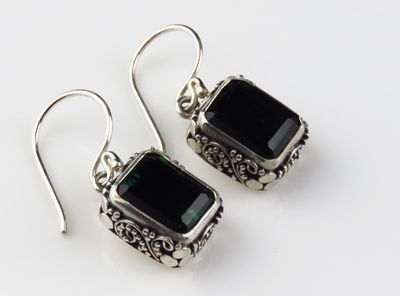 Sterling Silver Green Quartz Gemstone Dangle Earring BERG-158J