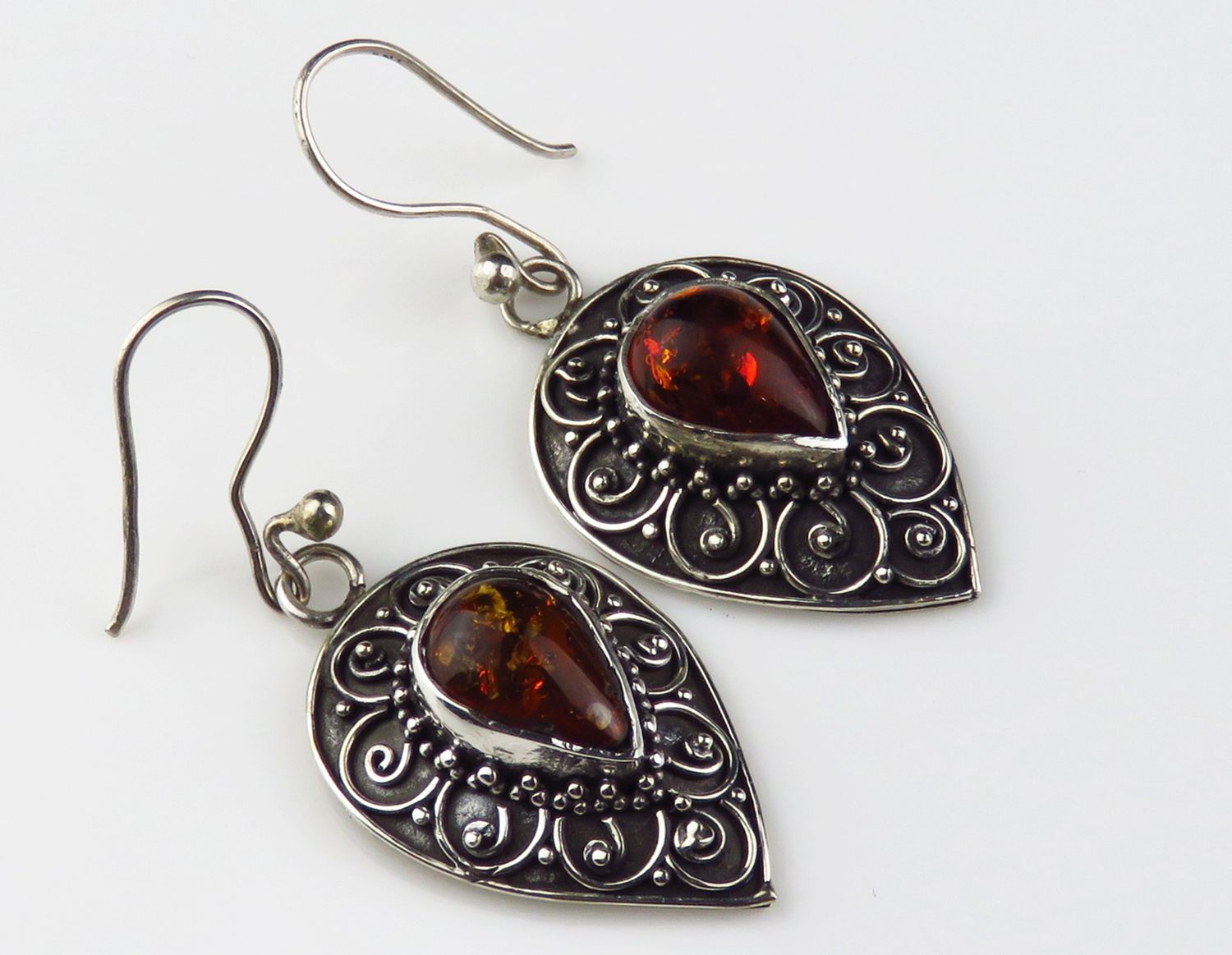 Sterling Silver Amber Gemstone Dangle Earring BERG-210J