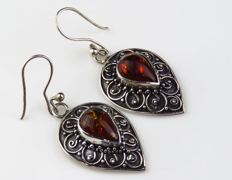 Sterling Silver Amber Gemstone Dangle Earring BERG-210J