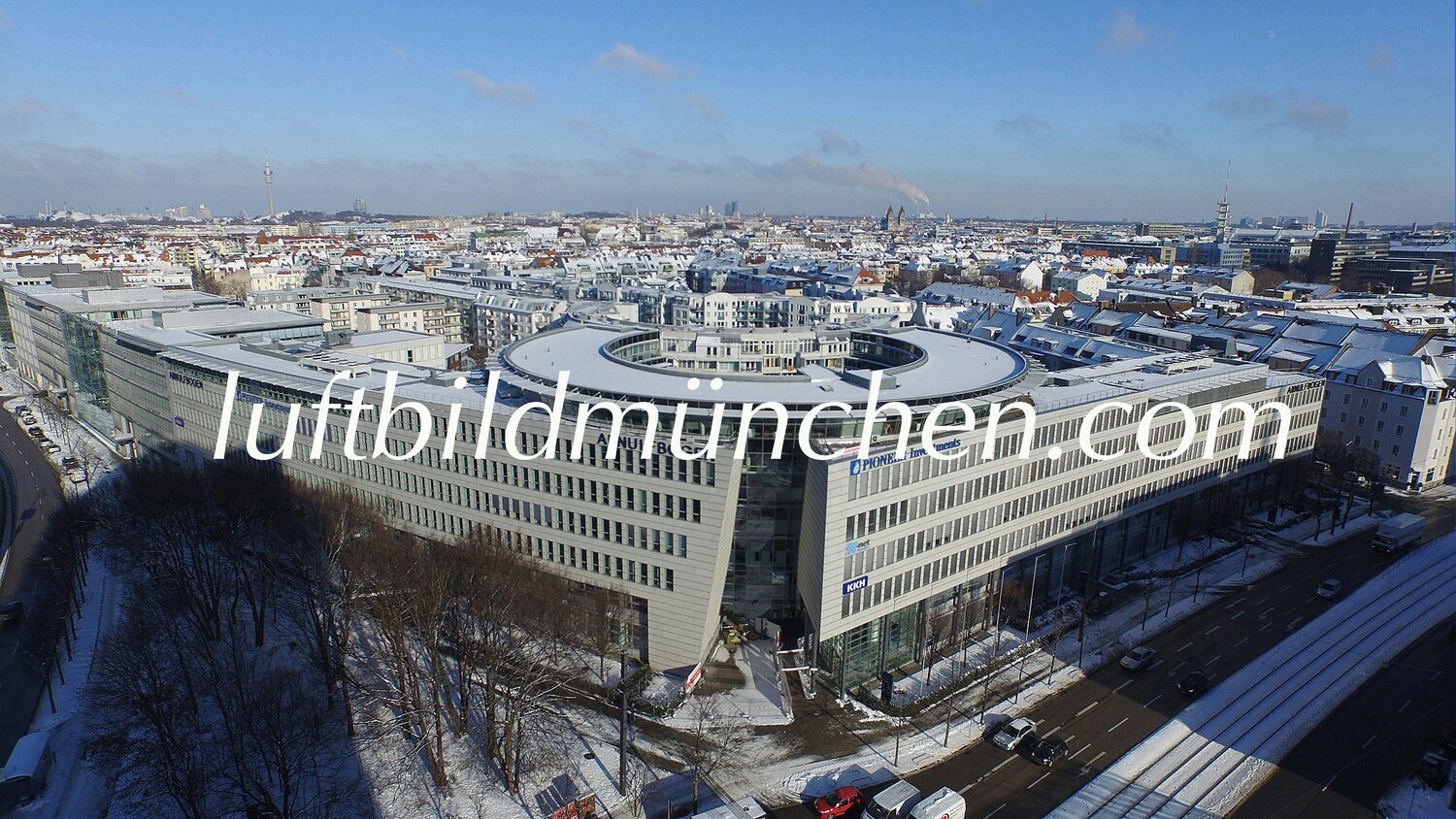 Luftbildfoto, Luftaufnahme, Luftbild, Foto mit Drohne, München, Foto von oben, Arnulfstrasse, Arnulfbogen, Innenstadt, Bürogebäude, Wohngebiet