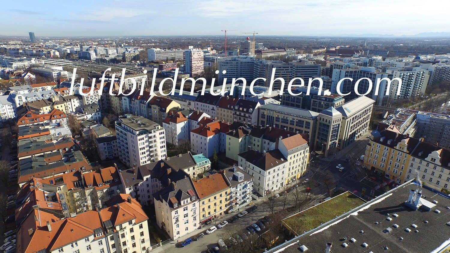 Luftbildfoto, Luftaufnahme, Luftbild, Foto mit Drohne, München, Foto von oben, Balanstrasse, Ostbahnhof, Bürogebäude, Wohngebiet