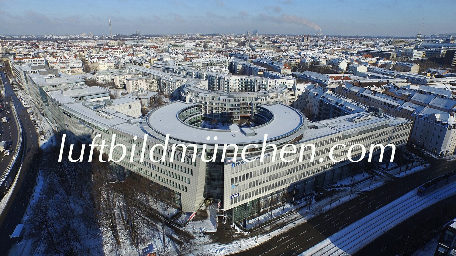 Luftbildfoto, Luftaufnahme, Luftbild, Foto mit Drohne, München, Foto von oben, Arnulfstrasse, Arnulfbogen, Innenstadt, Bürogebäude, Wohngebiet