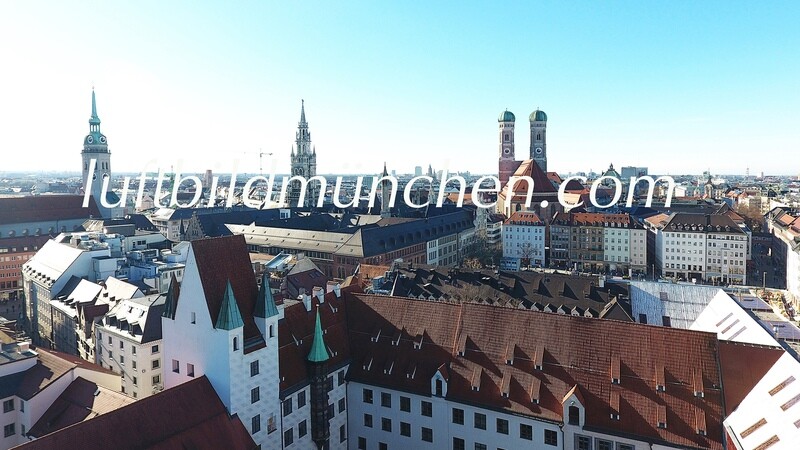 Luftbildfoto, Luftaufnahme, Luftbild, Foto mit Drohne, München, Foto von oben, Innenstadt, Altstadt, Frauenkirche, Alter Hof, Rathaus, Alter Peter,