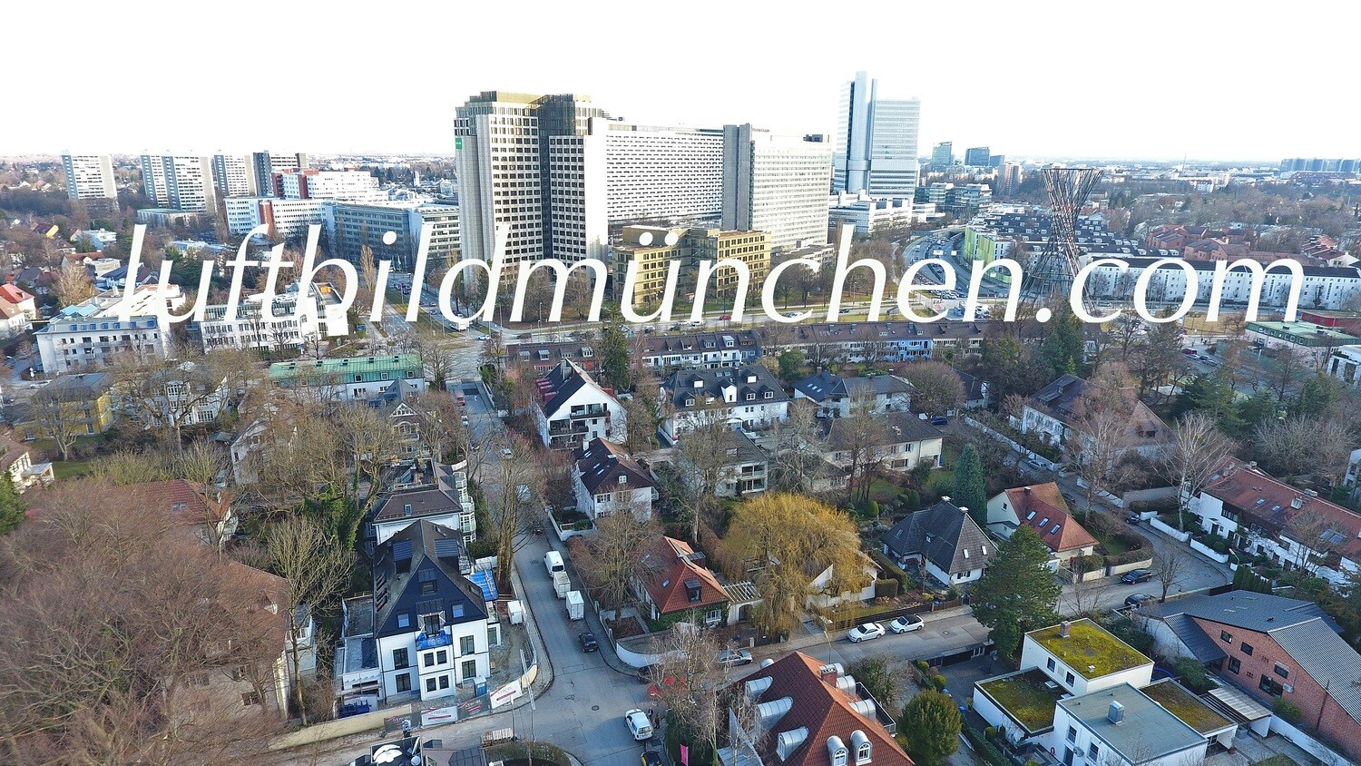Luftbildfoto, Luftaufnahme, Luftbild, Foto mit Drohne, München, Foto von oben, Wohngebiet, Effnerplatz, Bogenhausen, Arabellapark