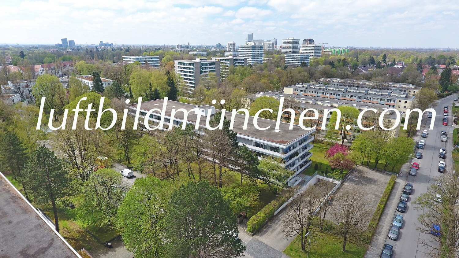 Luftbildfoto, Luftaufnahme, Luftbild, Foto mit Drohne, München, Foto von oben, Wohngebiet, Arabellapark, Englschalking, Bogenhausen, Denning, Cosimapark,