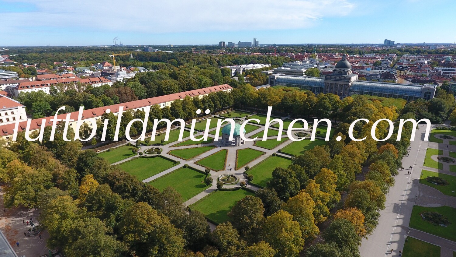 Luftbildfoto, Luftaufnahme, Luftbild, Foto mit Drohne, München, Foto von oben, Wohngebiet, Hofgarten, Residenz, Innenstadt, Altstadt,
