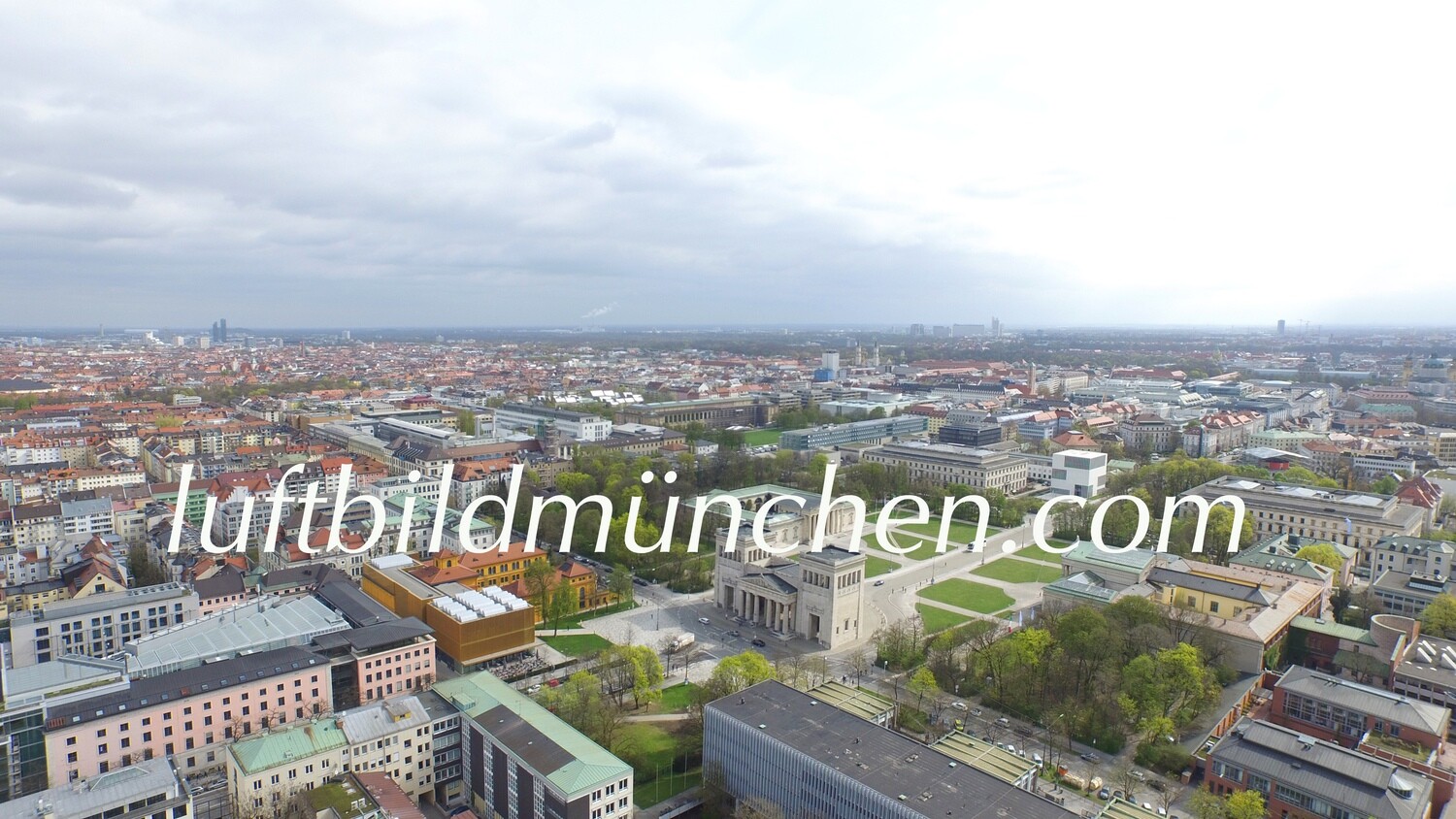 Luftbildfoto, Luftaufnahme, Luftbild, Foto mit Drohne, München, Foto von oben, Wohngebiet, Innenstadt, Königsplatz, Maxvorstadt,