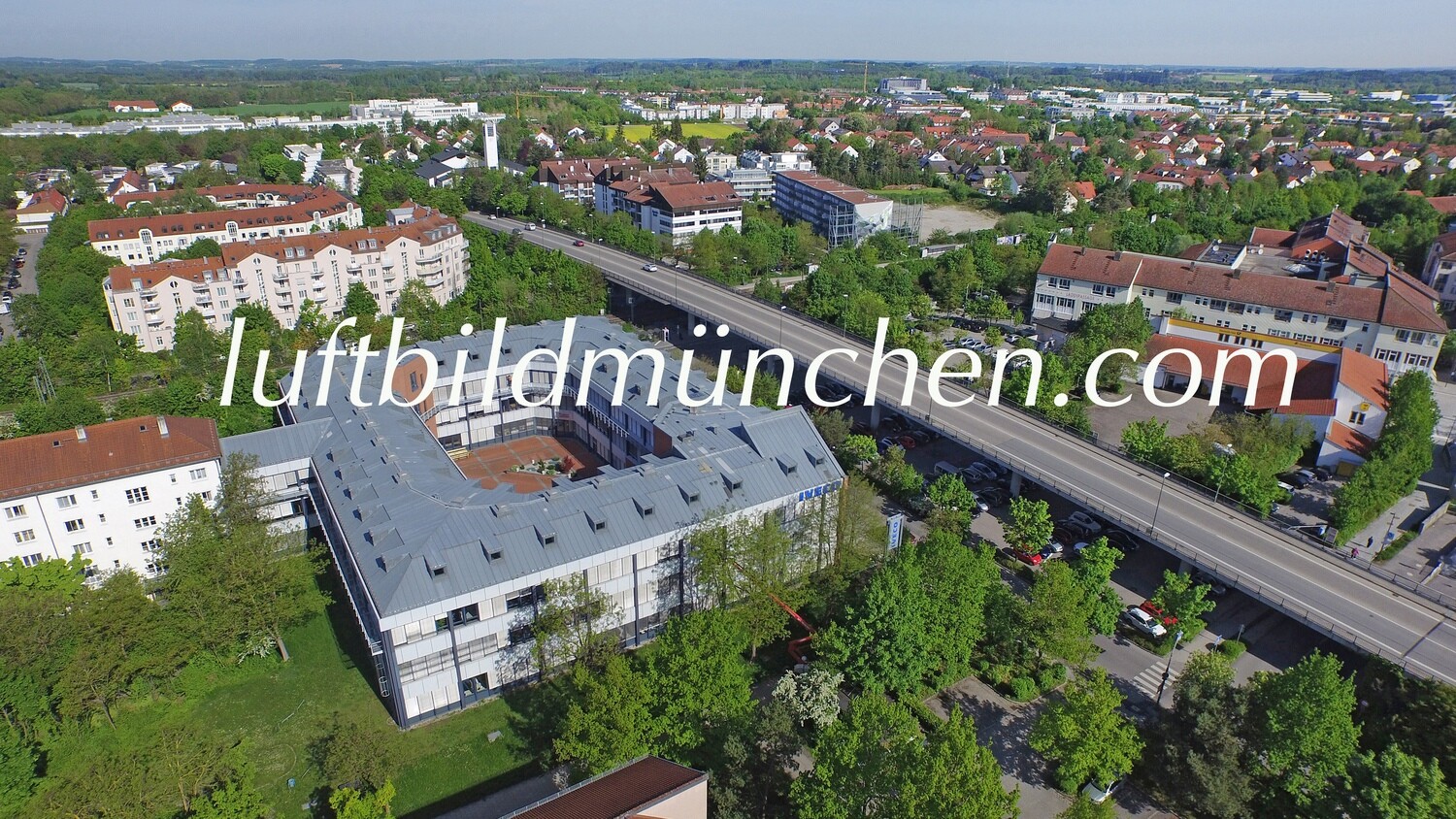 Luftbildfoto, Luftaufnahme, Luftbild, Foto mit Drohne, München, Foto von oben, Wohngebiet, Unterschleissheim,