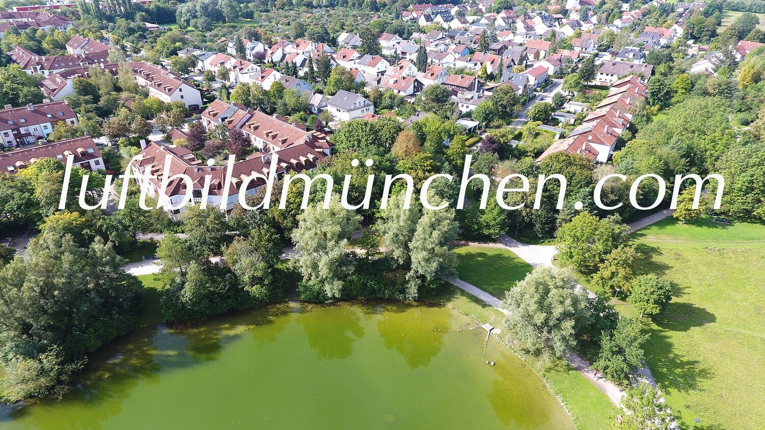 Luftbildfoto, Luftaufnahme, Luftbild, Foto mit Drohne, München, Foto von oben, Wohngebiet, Zamdorf, Denning