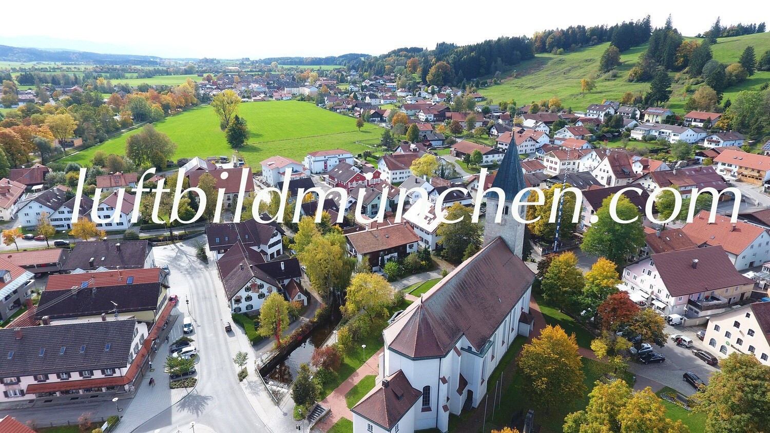 Luftbildfoto, Luftaufnahme, Luftbild, Foto mit Drohne, Peiting, Foto von oben, Innenstadt, Oberbayern, Dorf