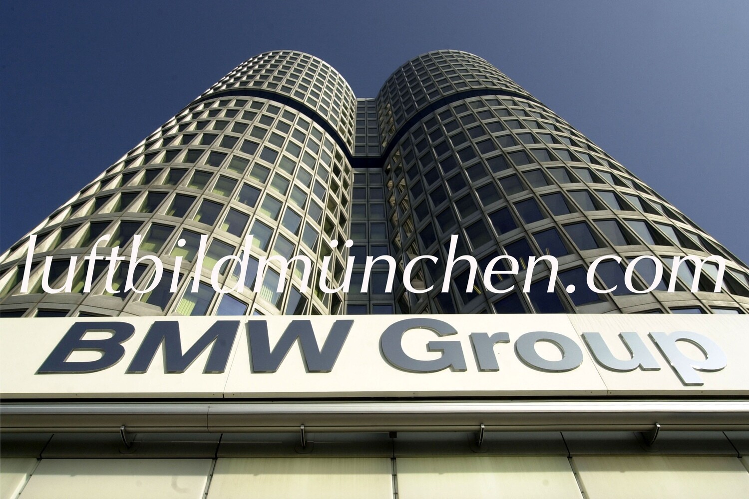 München, Stadt, Innenstadt, Wohngebiet, Milbertshofen, Feldmoching, BMW, BMW Turm, BMW Hauptverwaltung, Vierzylinder, Olympiagelände,