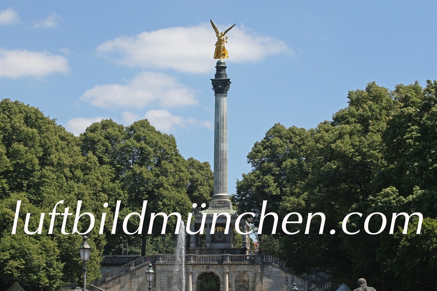 München, Stadt, Innenstadt, Wohngebiet, Friedensengel, Bogenhausen, Herzogpark, Isar, Luitpoldbrücke