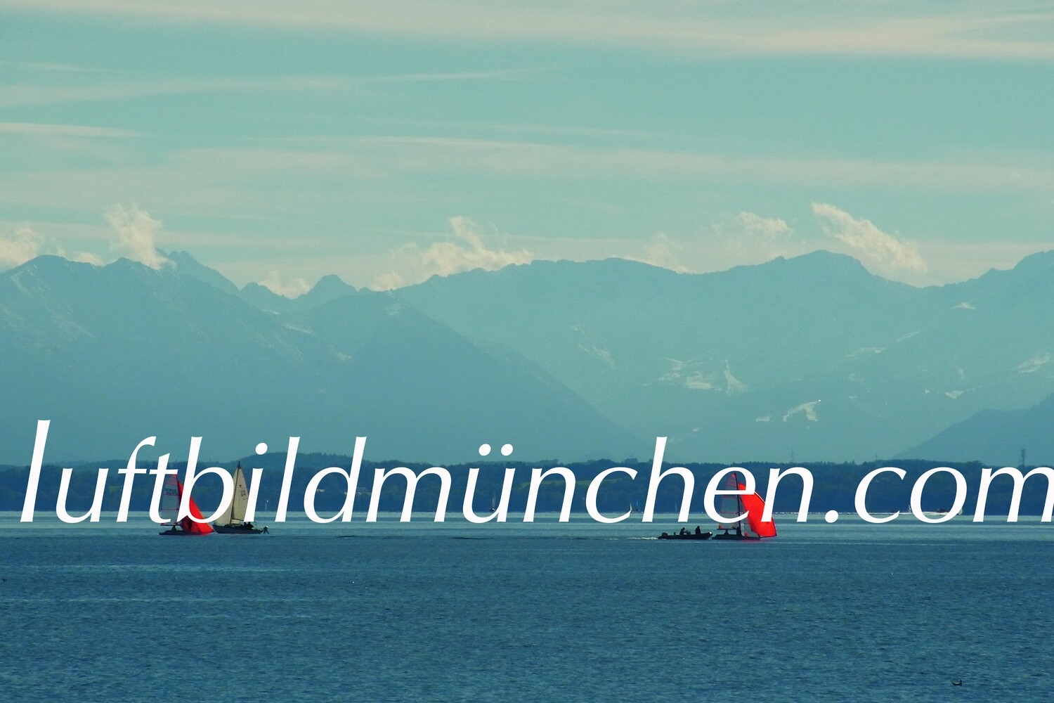 Bayern, Starnberg, Starnberger See, Würmsee, Bergblick, Alpen, Alpenkette, Berge, Ufer, Segeln, Segelboot,