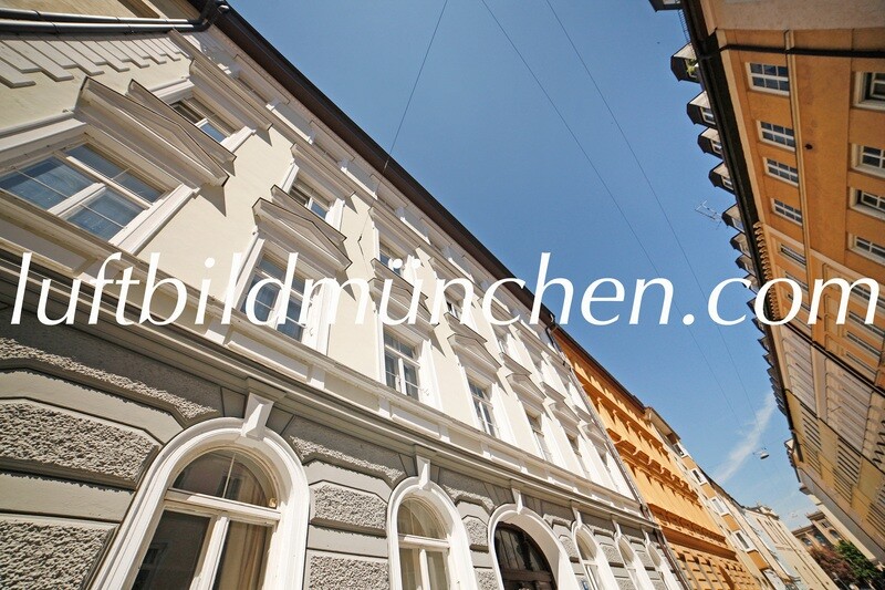 München, Bayern, Wohnhaus, Lehel, Altbau, Saniert, Luxussanierung, Maxvorstadt, Schwabing, Luxuswohnung, Fassade, Aussenansicht, Stuck, Innenstadt