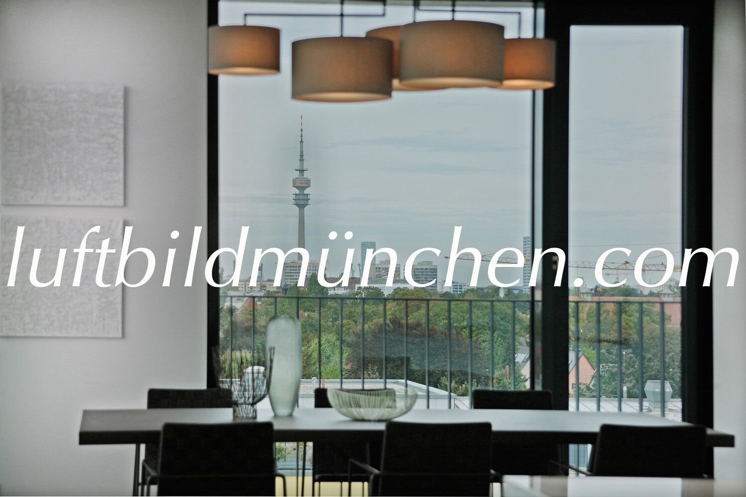 München, Bayern, Wohngebiet, Schwabinger Tor, Schwabing, Hochhaus, Luxuswohnung, Neubau, Dachterrasse, Fassade, Penthouse, Appartement, Blick über München, Olympiaturm