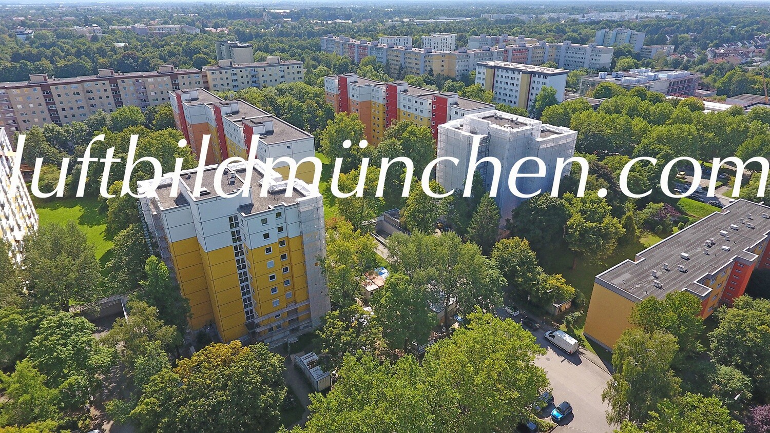 München, Bayern, Wohngebiet, Wohnung, Haus, Neuperlach, Hochhaus, Luftbild, Luftaufnahme, Foto von oben, Drohnenfoto, Drohne,
