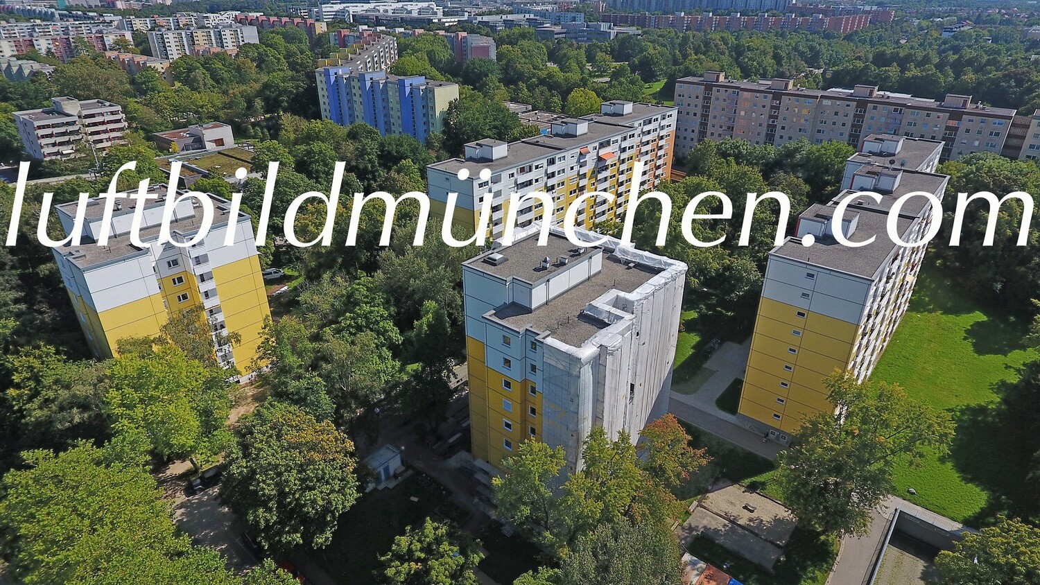 München, Bayern, Wohngebiet, Wohnung, Haus, Neuperlach, Hochhaus, Luftbild, Luftaufnahme, Foto von oben, Drohnenfoto, Drohne,