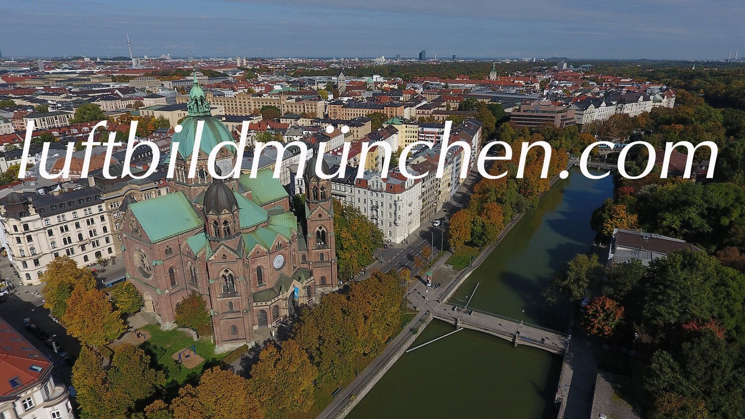 München, Innenstadt, Altstadt, Isar, Kirche St. Lukas, Lukaskirche, Lechel, Lehel, Frauenkirche, Zentrum, Olympiaturm