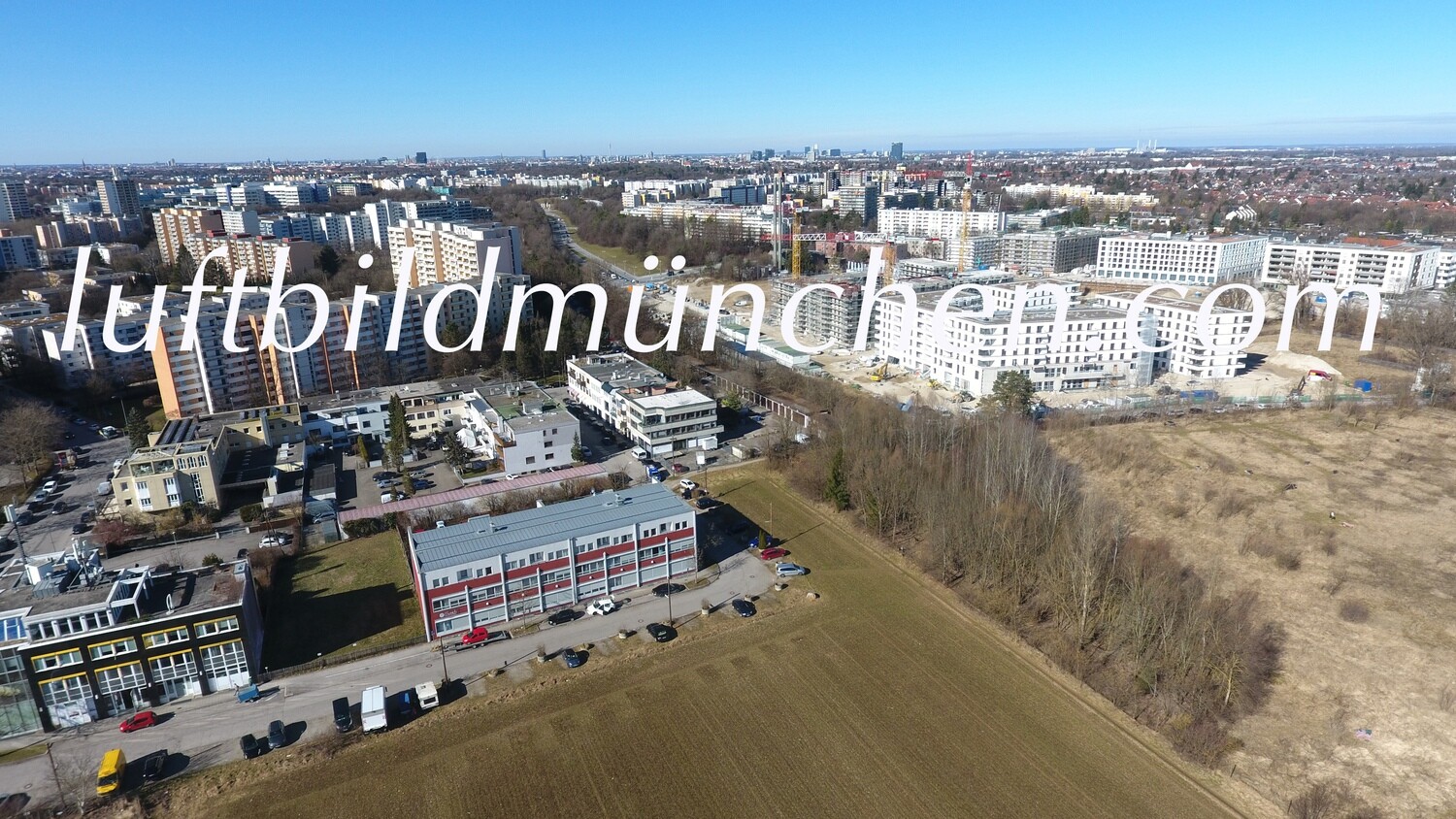 München, Bayern, Luftbild, Luftaufnahmen, Neuperlach, Hochhaus, Wohngebiet,