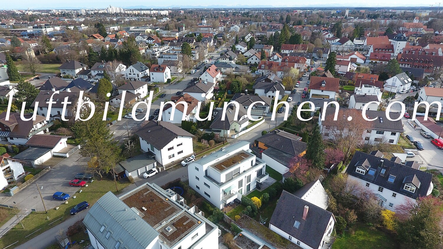 München, Bayern, Luftbild, Luftaufnahme, Foto aus Drohne, Wohngebiet, Aubing, Altaubing,