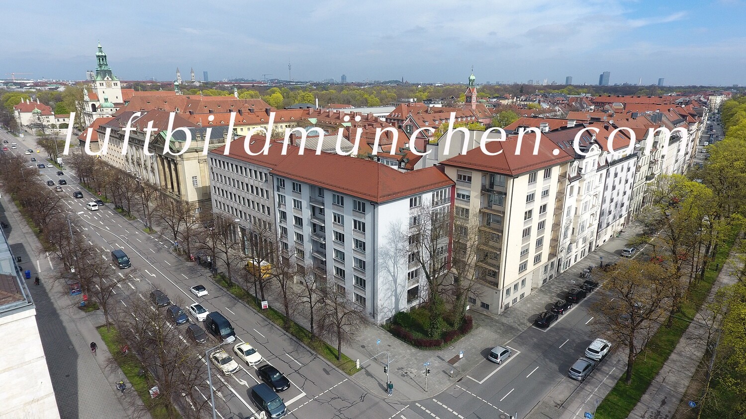 München, Bayern, Luftbild, Luftaufnahme, Foto aus Drohne, Wohngebiet, Zentrum, Altstadt, Isar, Widenmayerstrasse,