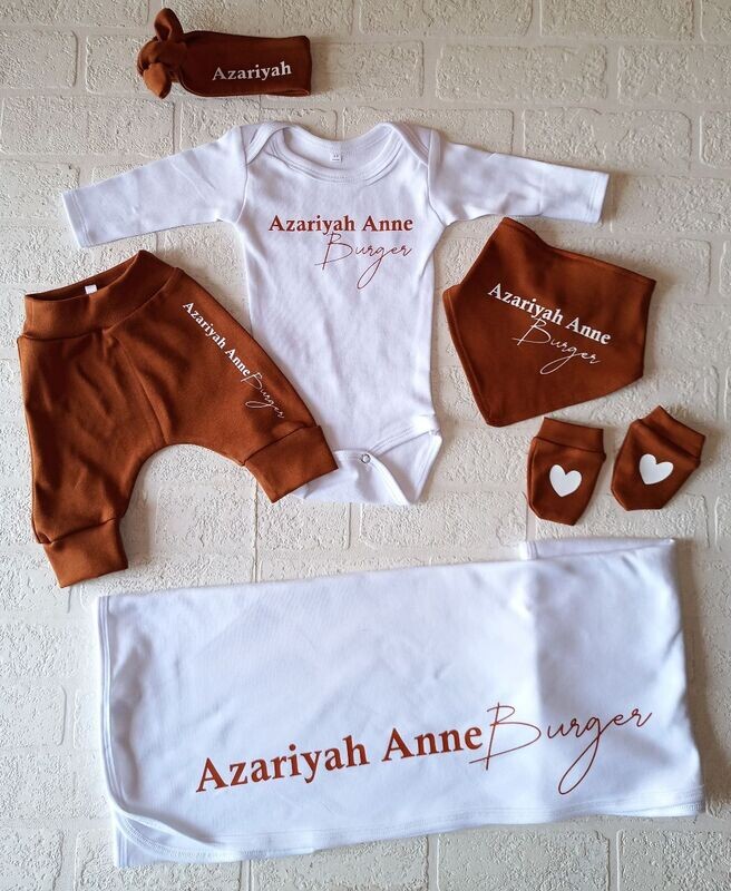 Baby blanket, Pants, Vest, Headbow, Bib and mittens set