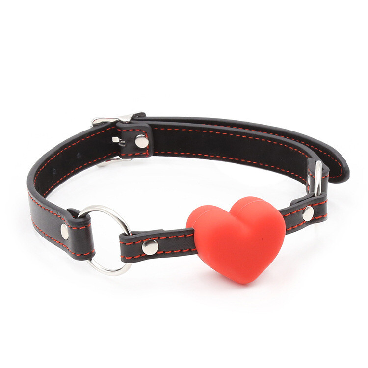 Valentine&#39;s heart mouth gag
