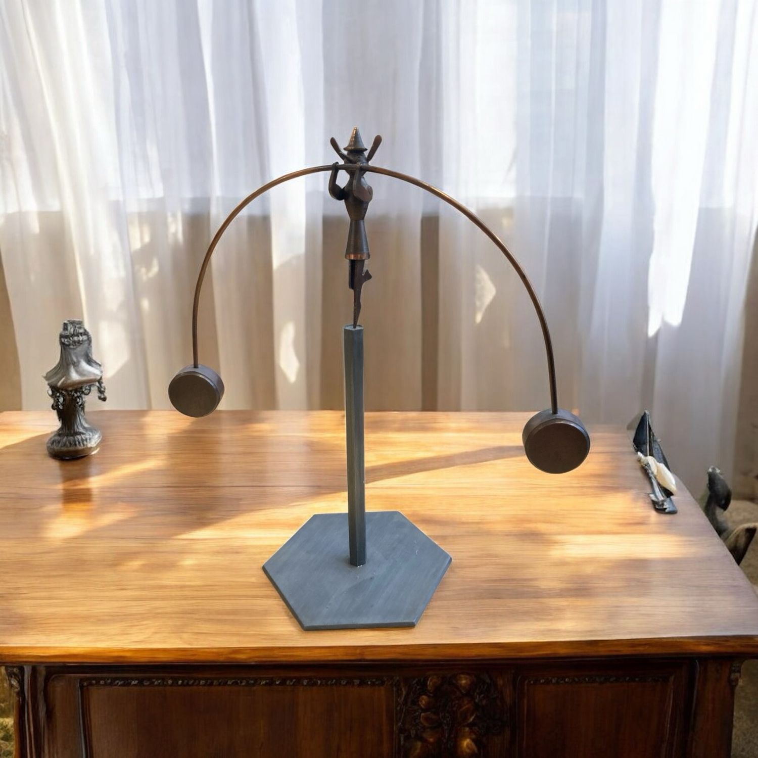 Pinocchio equilibrista in metallo