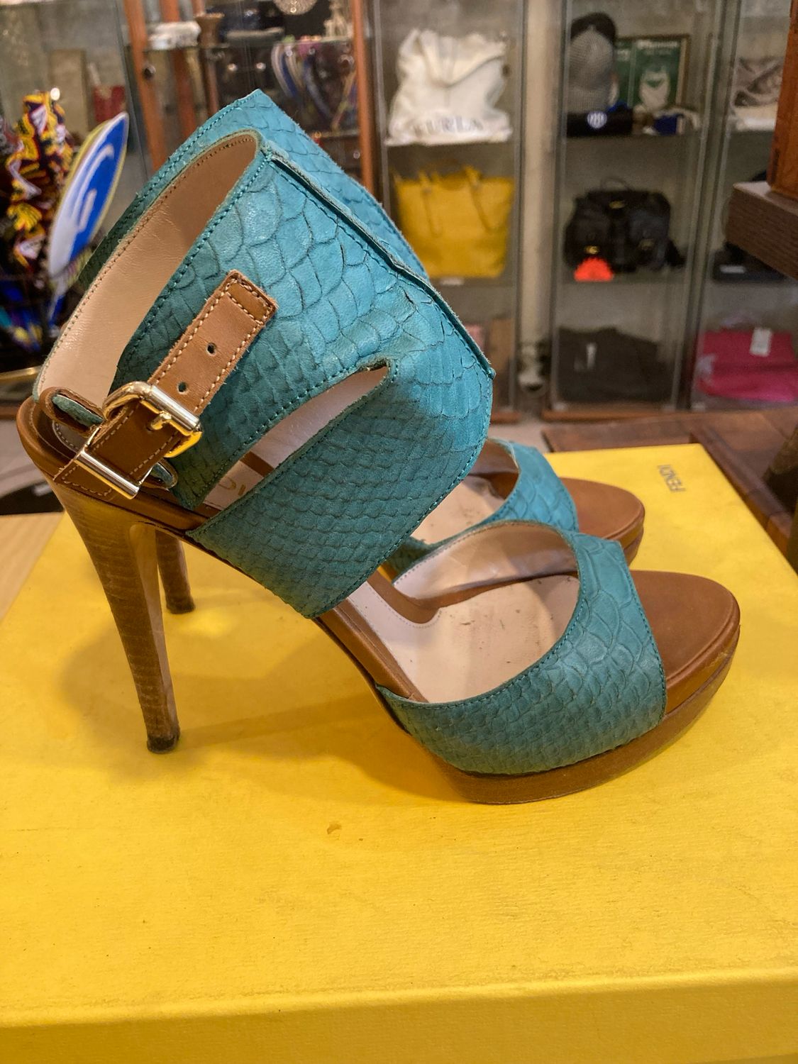Decoltè Fendi