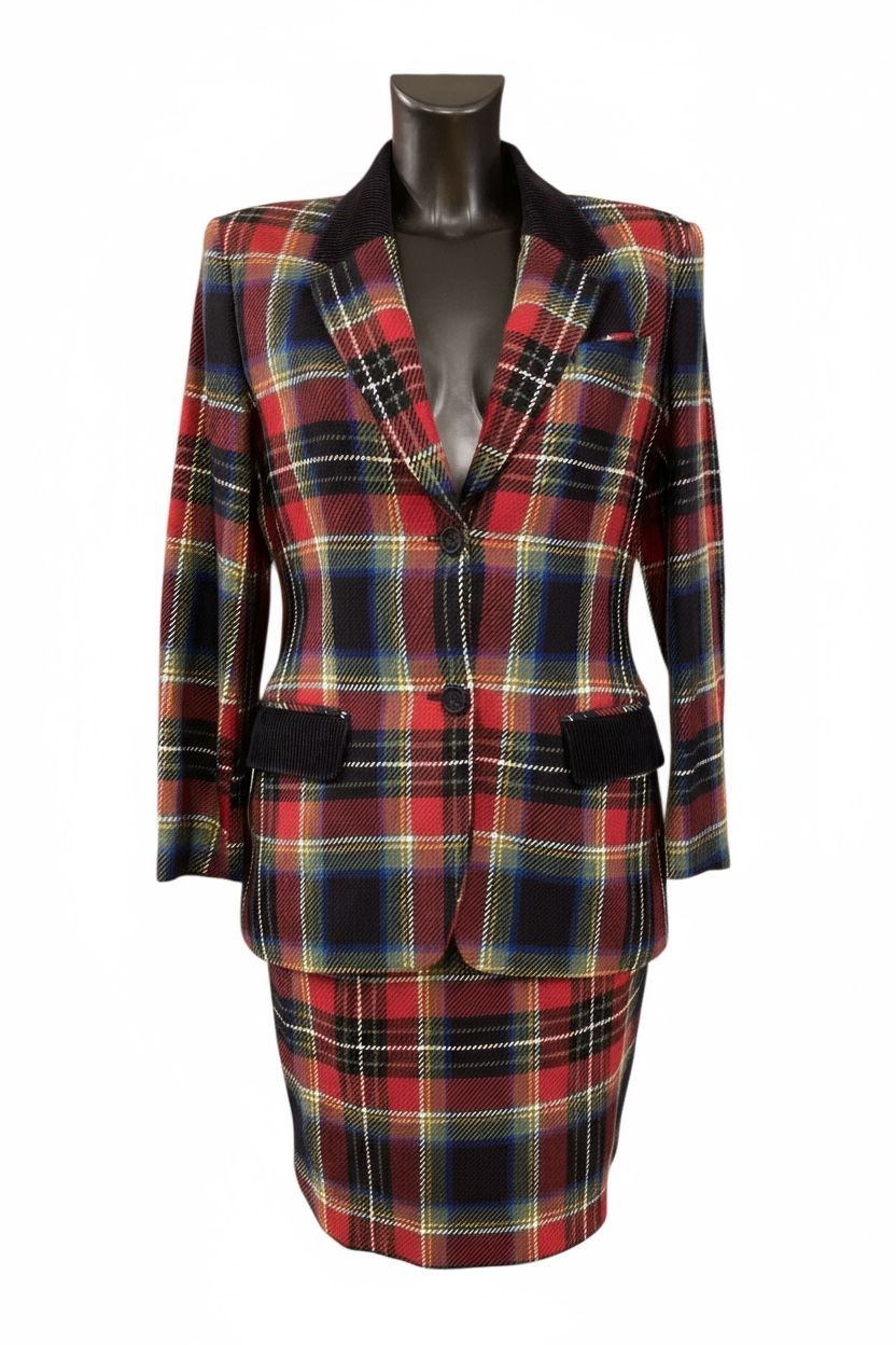 Laura Lindor tailleur