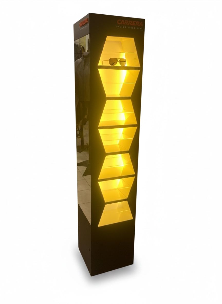 Totem Carrera anni ‘80 Totem Carrera anni ‘80