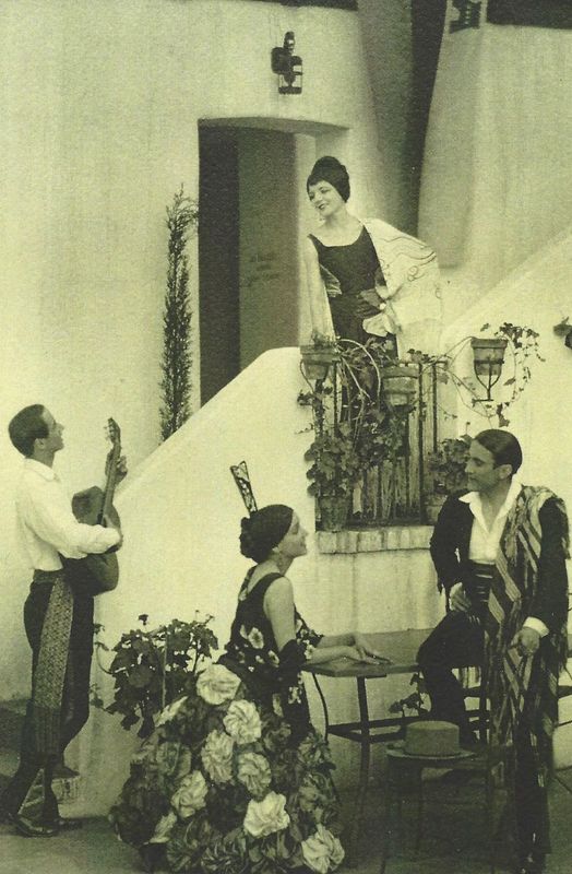 Group at El Paseo, J. Walter Collinge, 1925 Postcard