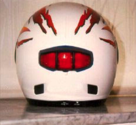 CORDLESS HELMET BRAKE LIGHT