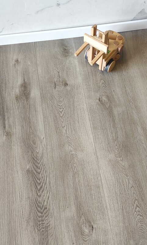 Klick Vinylboden 5 mm Whi mit aufkaschierter Unterlage für Click 
21,90€/m²