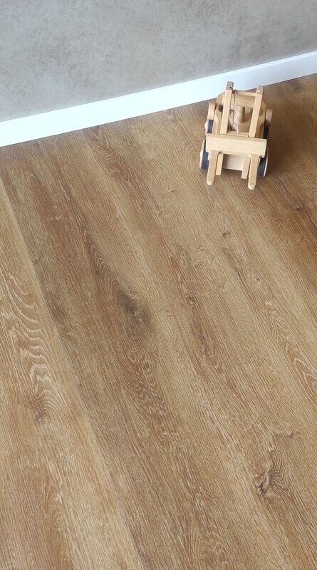 Klick Vinylboden 5 mm Per mit Aufkaschierter Unterlage SPC Träger 17,90€/m²