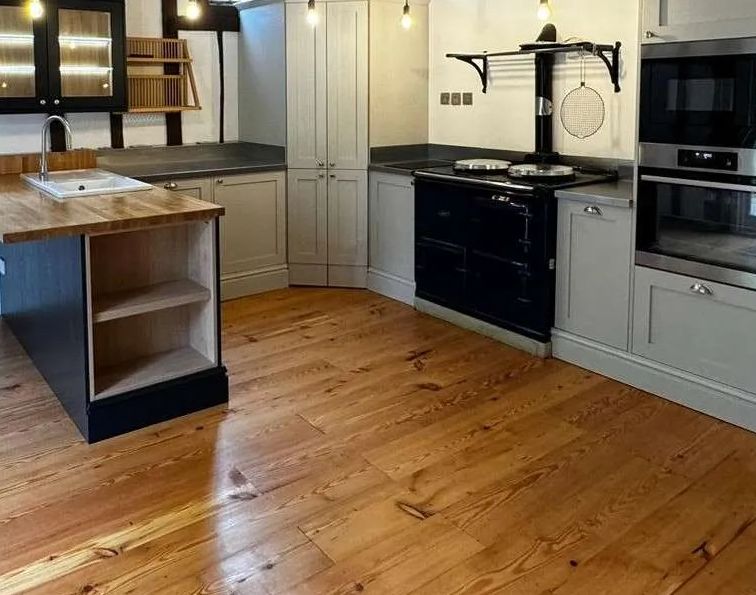 Pitch Pine Massivdiele Landhausdiele rustikal 20x185 mm GEÖLT 83,90 €/m²