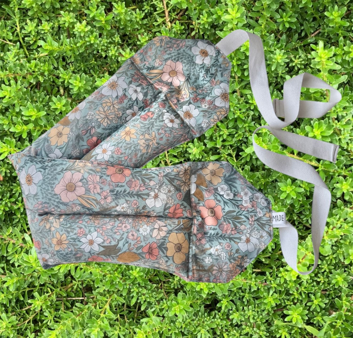 Pretty Flower Garden - Wheat Heat Bag - Super Size with Ties