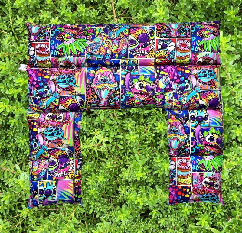 Technicolor Blue Alien - Wheat Heat Bag - Over The Shoulder XXXL