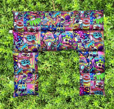 Technicolor Blue Alien - Wheat Heat Bag - Over The Shoulder XXXL