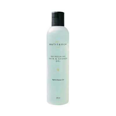 REFRESHING BATH & SHOWER GEL