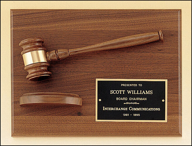 WALNUT PLAQUE WITH GAVEL AND BLOCK