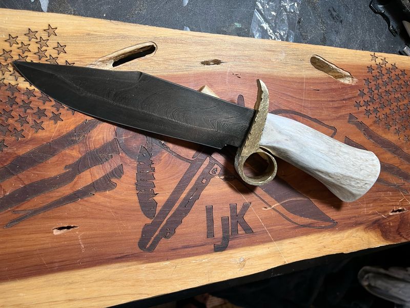 8Inc Blade Gun Blue Damascus In Stock, leather sheath Available Made To Orde