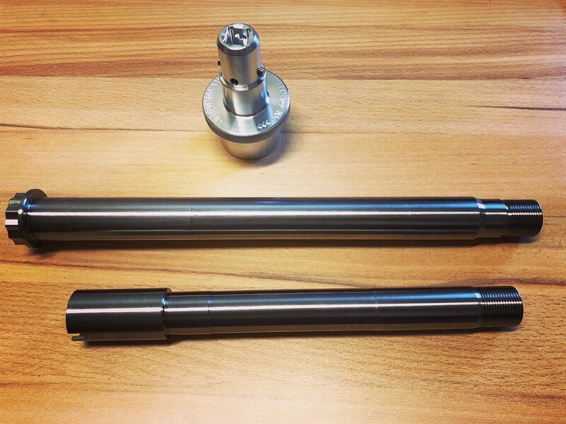 Titanium Axle Kit for BMW HP4 RACE Titanium Axle Kit for BMW HP4 RACE